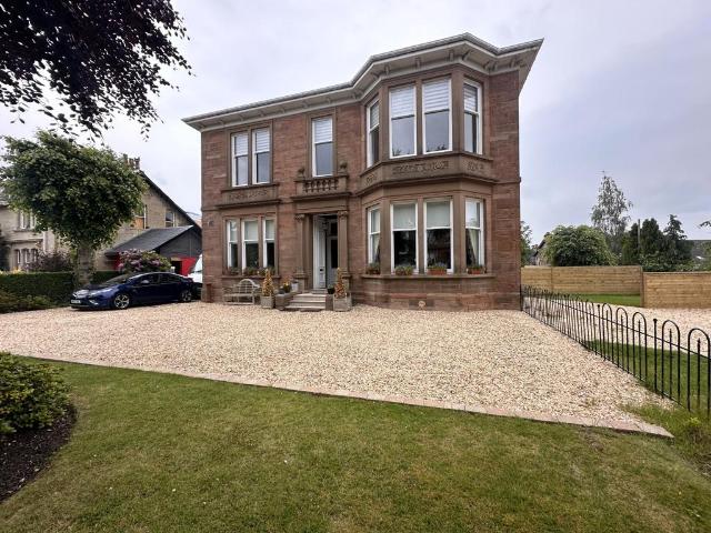 Flat for rent in Coatbridge, Summerlee