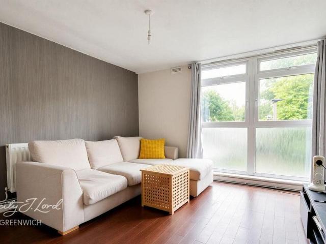 Apartment for rent in Charlton, Greater London