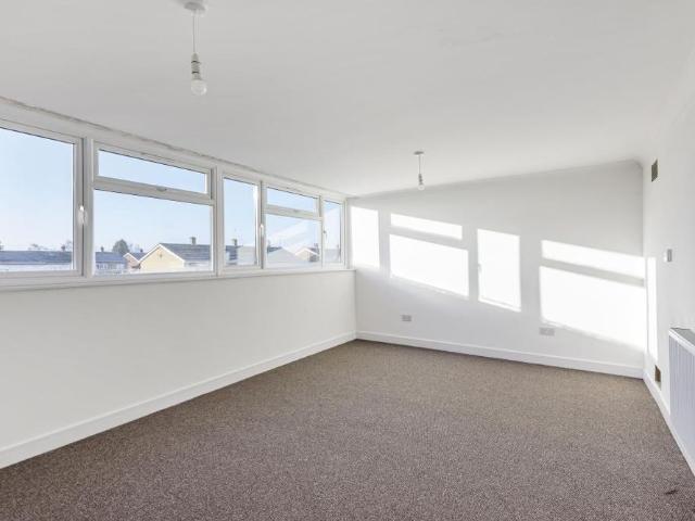 Apartment for rent in Caldecott, Dromore