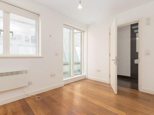 Apartment for rent in Soho, Greater London