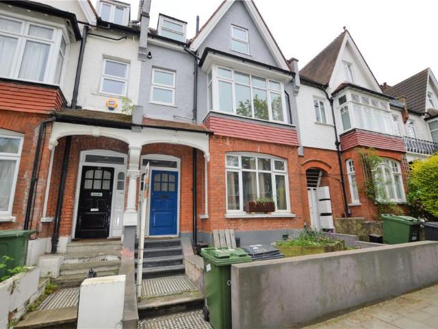 Flat for rent in West Norwood, Greater London