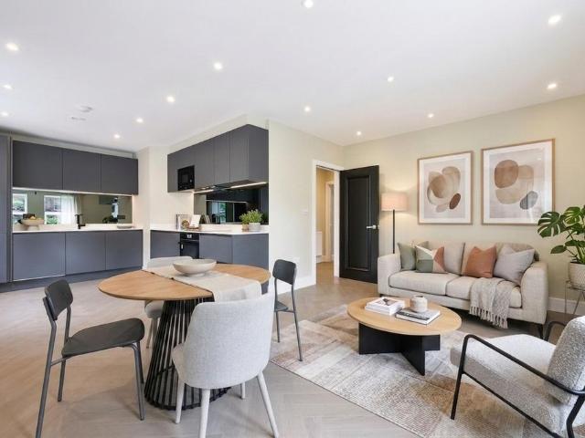 Flat for rent in Carshalton Beeches, Greater London
