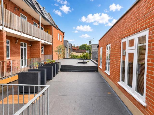 Flat for rent in Crouch End, Greater London