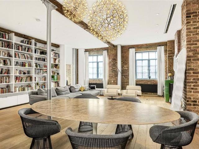 Apartment for rent in St Luke's, Greater London