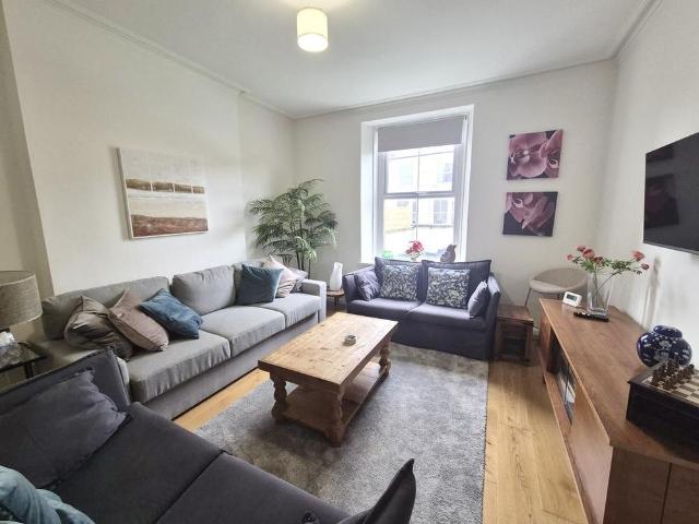 Apartment for rent in Penarth Marina, Penarth