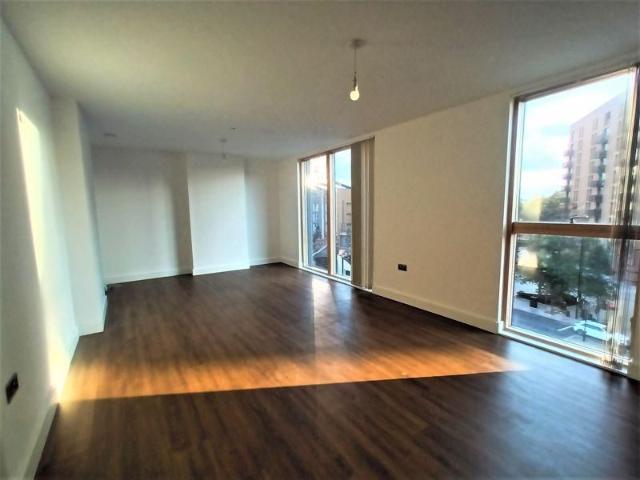 Apartment for rent in London Borough of Lewisham, Ladywell