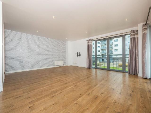 Apartment for rent in Newhaven, Leith