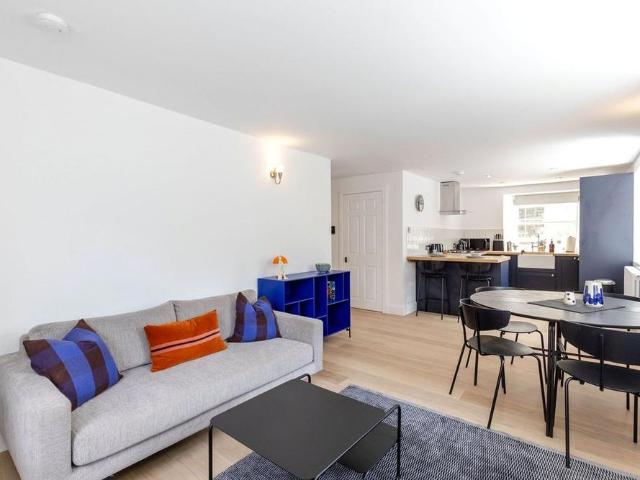 Apartment for rent in Haymarket, Scotland