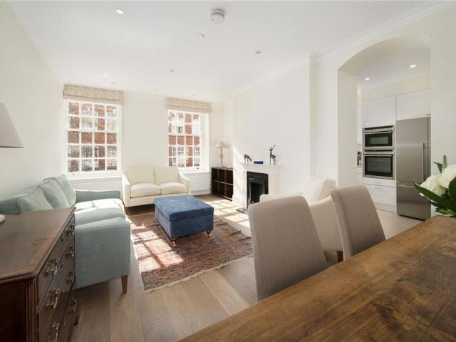 Apartment for rent in Kensington, Greater London