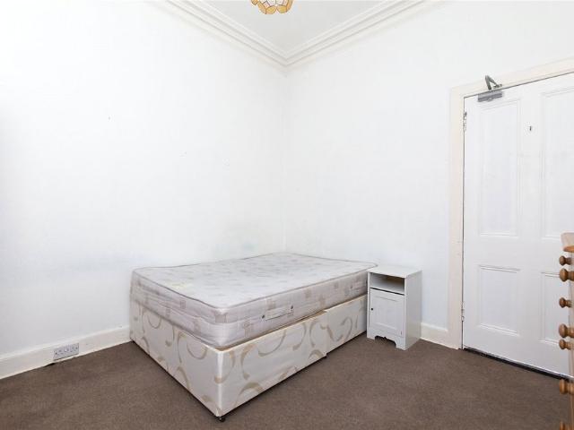 Apartment for rent in Marchmont, Scotland