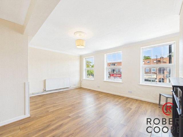 Apartment for rent in Eastcote, Greater London