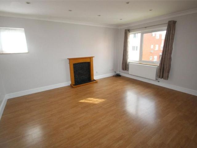 Apartment for rent in The Polygon, City Of Southampton