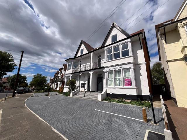 Flat for rent in Alton Barnes, Essex