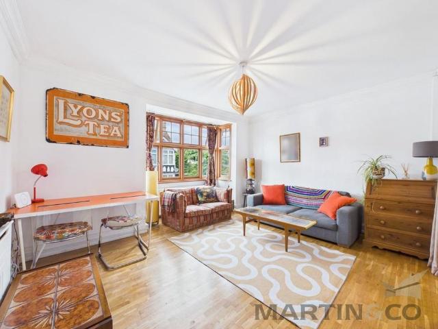 Apartment for rent in St Albans, Five Acres