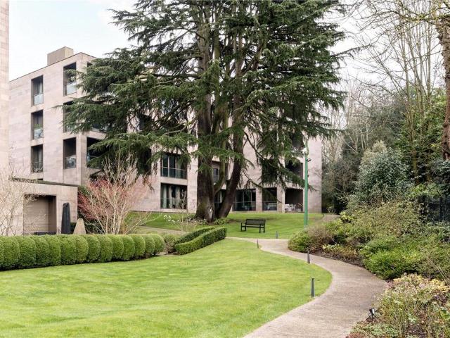 Flat for rent in Greater London