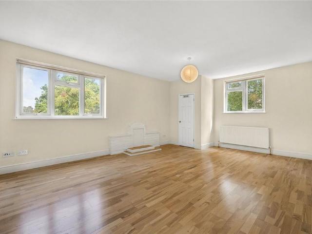 Apartment for rent in Belle Grove, Greater London