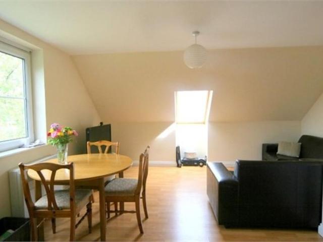 Apartment for rent in Foss Islands, High Field