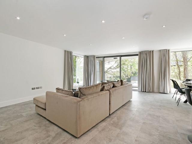 Apartment for rent in Banner Cross, Ecclesall