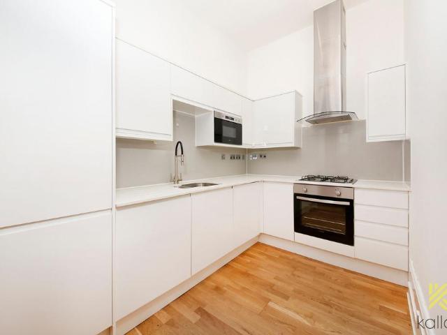 Flat for rent in Callis Yard, Greater London