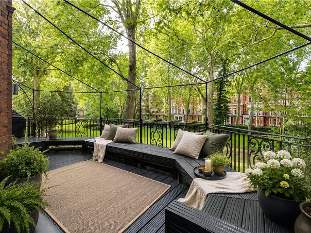 Apartment for rent in Earl's Court, Greater London