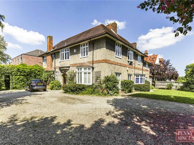 Flat for rent in The Slade, Oxfordshire