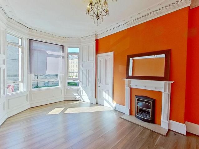 Apartment for rent in Hillside, Leith