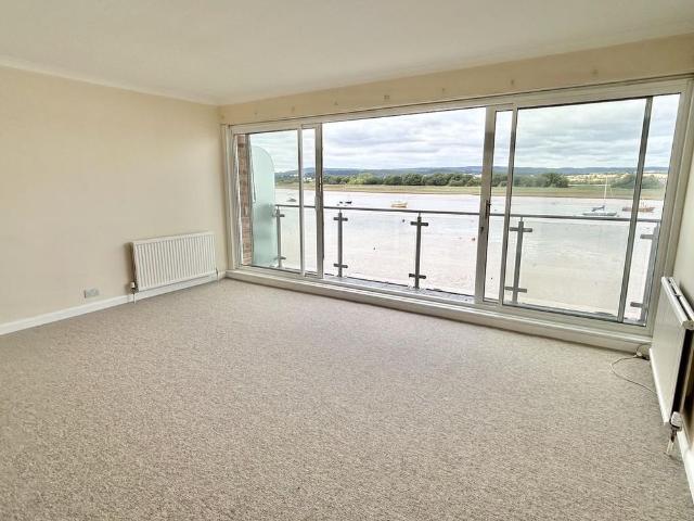 Apartment for rent in Watergate, Devon