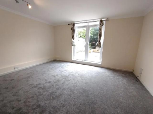 Apartment for rent in Lynwood, Folkestone and Hythe