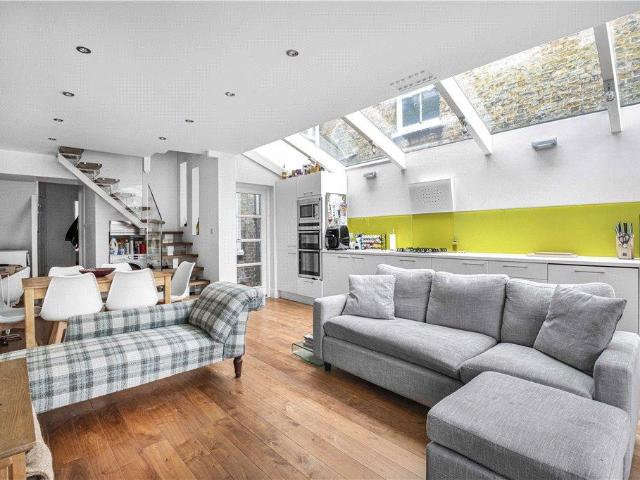 Flat for rent in Elephant and Castle, Cat Hill