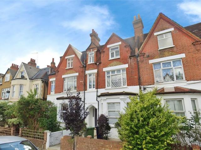 Flat for rent in London Borough of Lambeth, Greater London