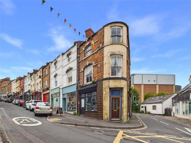 Flat for rent in Stroud, School House