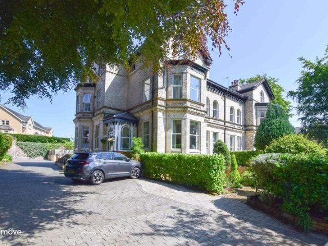 Flat for rent in Altrincham, Bowdon
