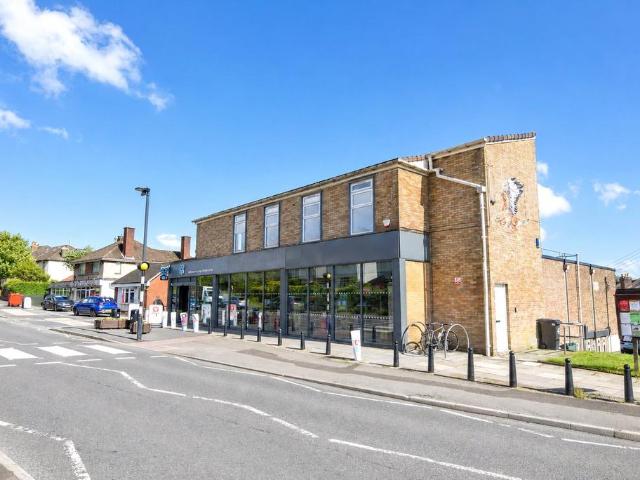 Flat for rent in Long Ashton, North Somerset