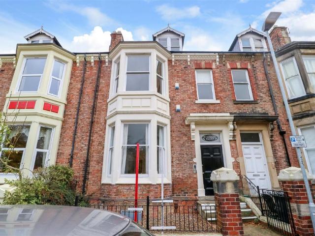 Flat for rent in Darlington