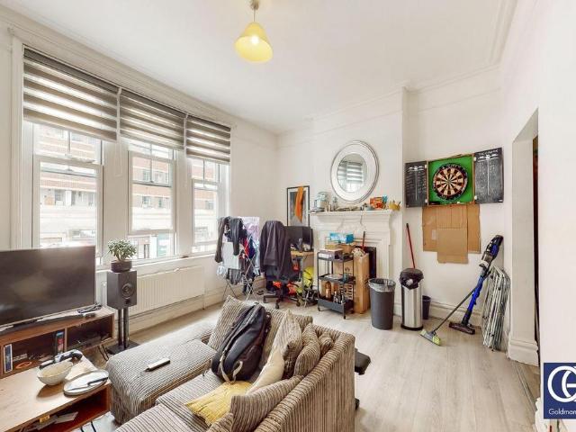 Flat for rent in Balham, Greater London