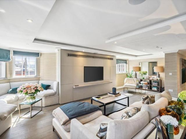 Apartment for rent in East Marylebone, Greater London