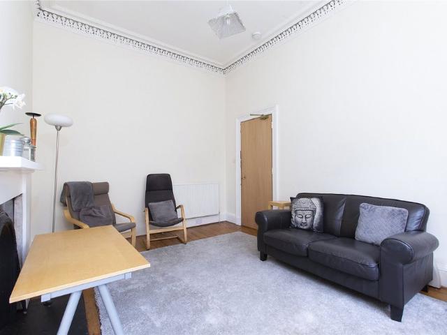 Apartment for rent in Southside, Scotland