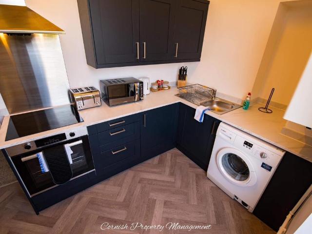 Flat for rent in Pennycomequick, Mount Wise