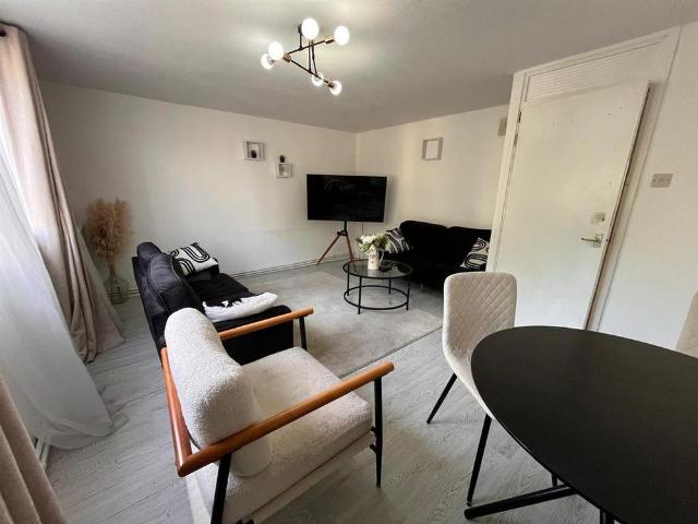Apartment for rent in Noel Park, Greater London