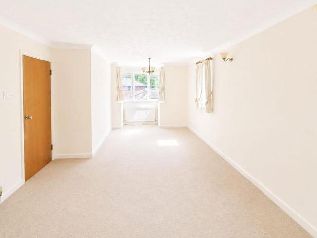 Apartment for rent in Glen Eyre, City Of Southampton