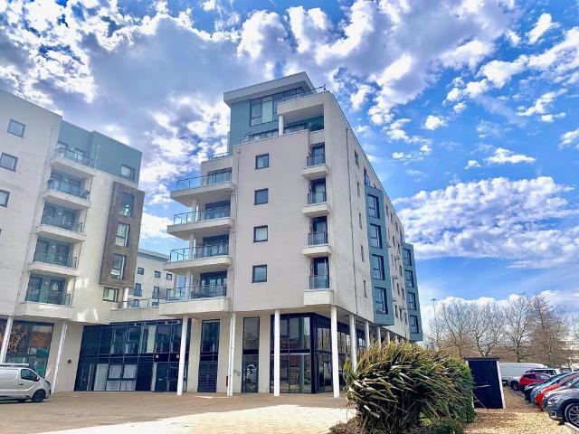Flat for rent in Ocean Village, City Of Southampton