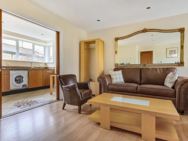 Flat for rent in Cat Hill, Isle Of Man