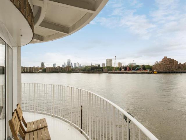 Flat for rent in Rotherhithe, Greater London