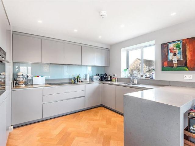 Apartment for rent in Wigton Moor, Harewood