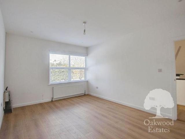 Apartment for rent in London Borough of Hillingdon, Greater London