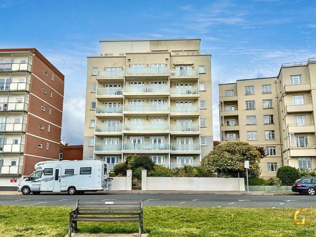 Flat for rent in Old Town, Heathlands