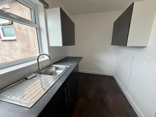 Apartment for rent in Beaconside, Baswich
