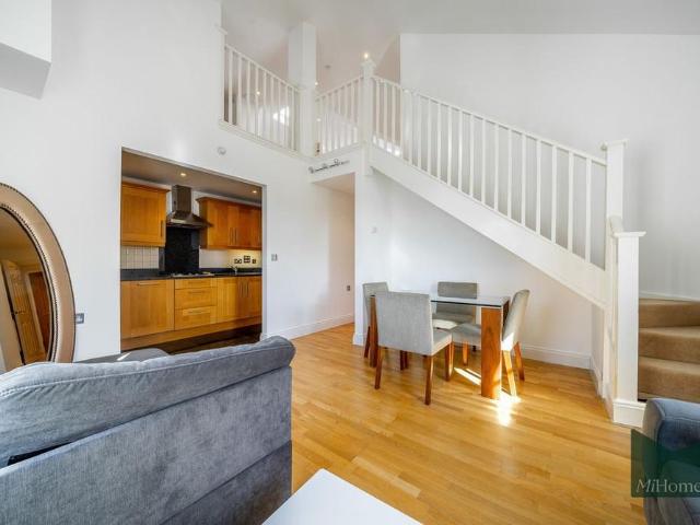 Apartment for rent in New Southgate, Greater London
