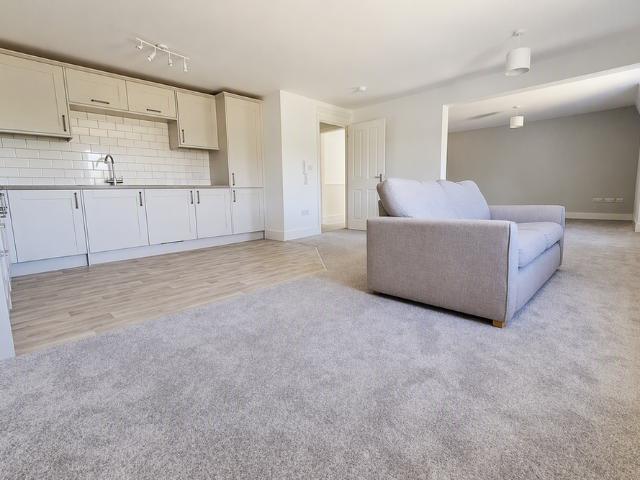 Apartment for rent in St James, Sandown Park