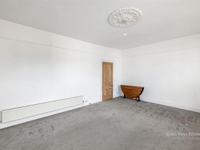 Apartment for rent in Mount Wise